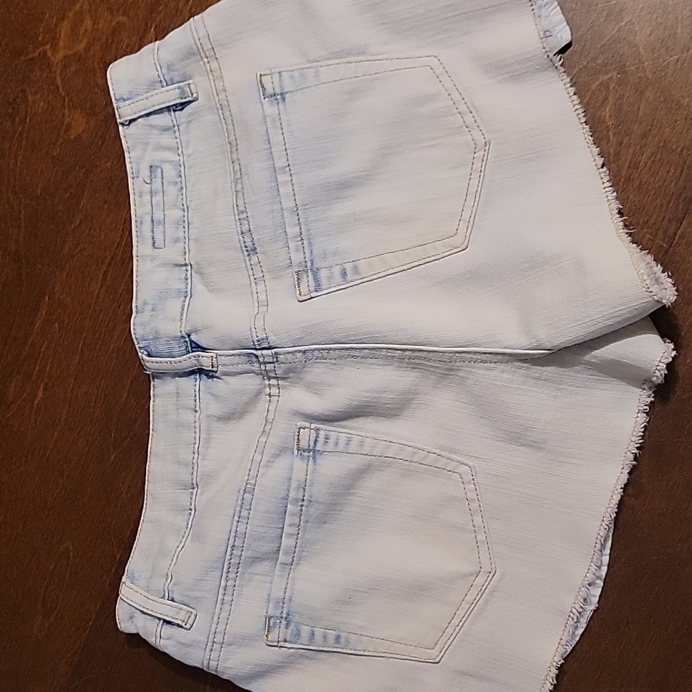 Jeans Aztec Design Shorts - Picture 2 of 2